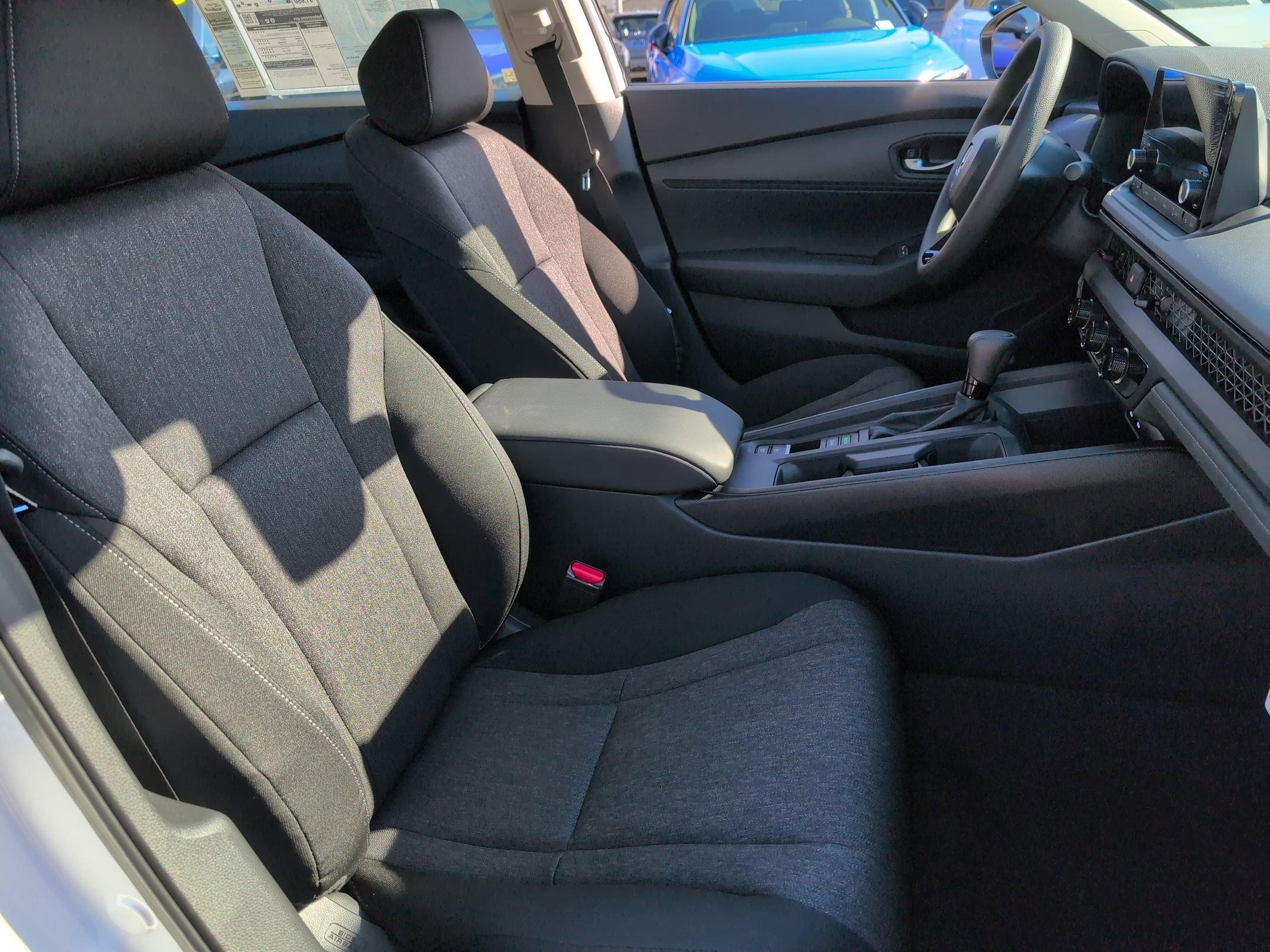 2025 Honda Accord LX - Photo 18
