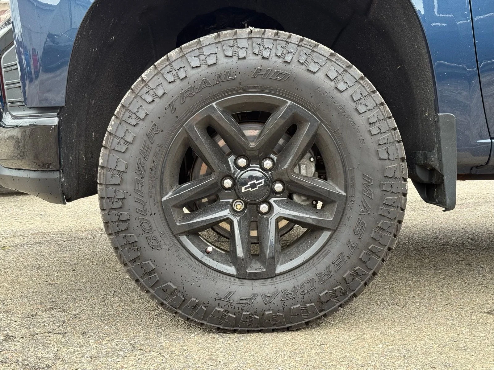 Used 2020 Blue Chevrolet LT Trail Boss image 13
