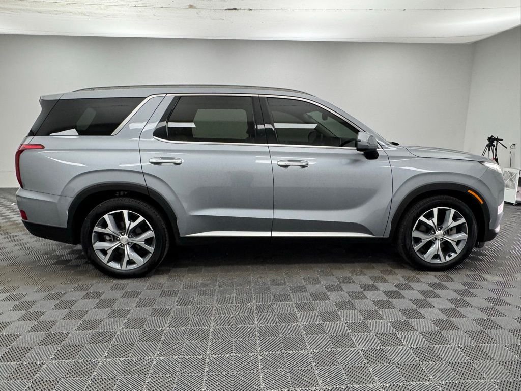 Used 2020 Lagoon Silver Hyundai SEL image 7