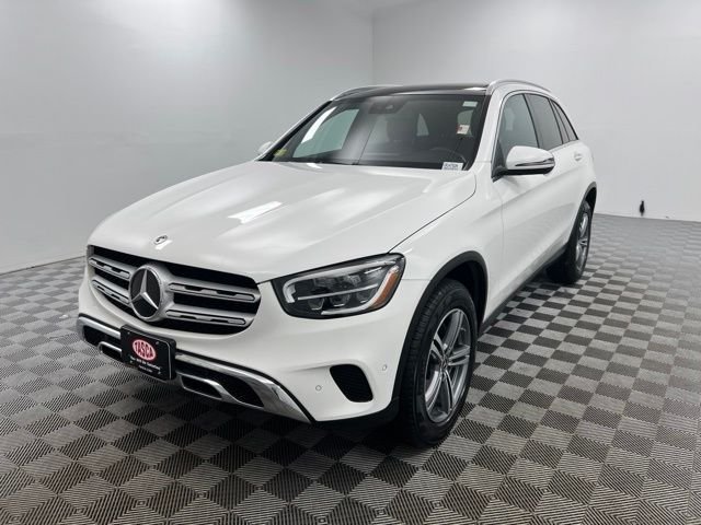 Used 2022 White Mercedes-Benz GLC 300 image 2