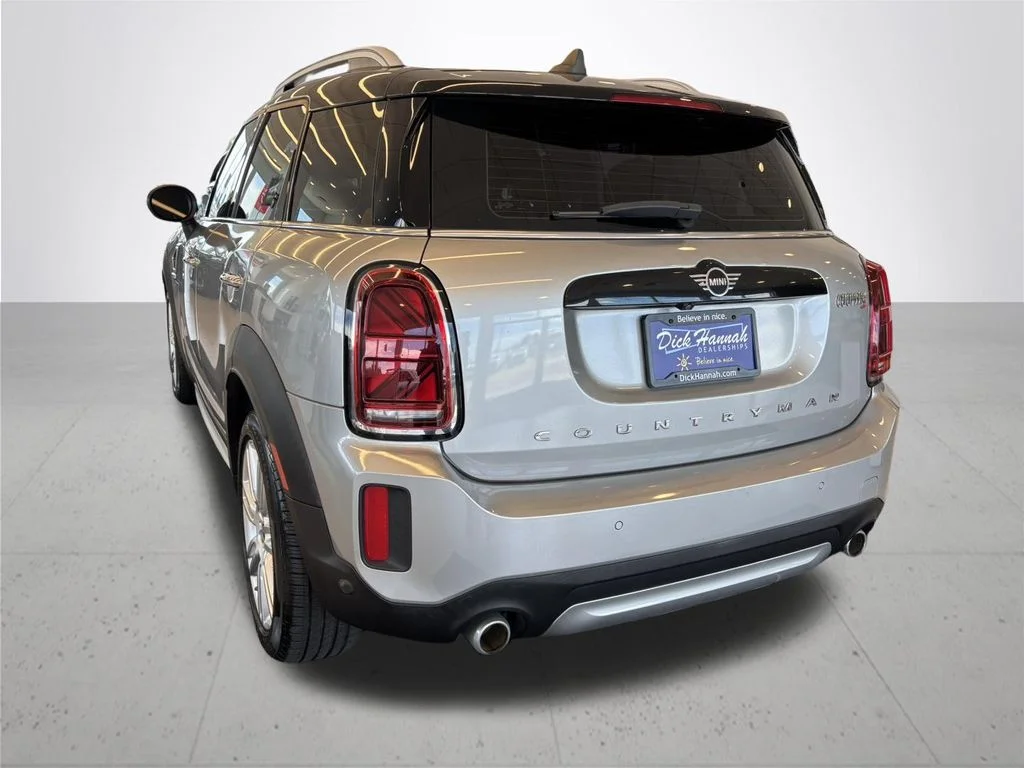Used 2023 Silver MINI Base image 10