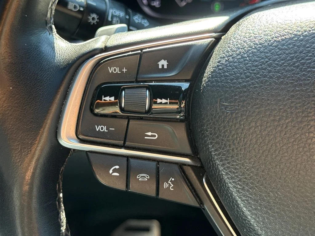 Used 2018 Modern Steel Metallic Honda Sport image 28