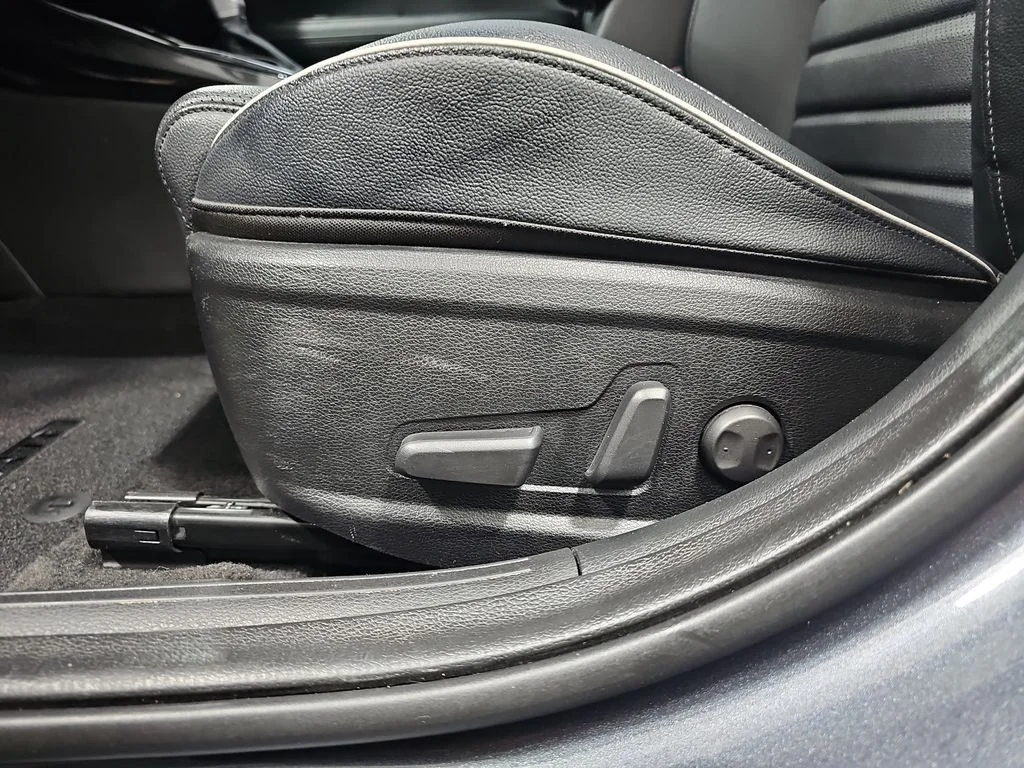 Used 2023 Gray Kia GT-Line image 31