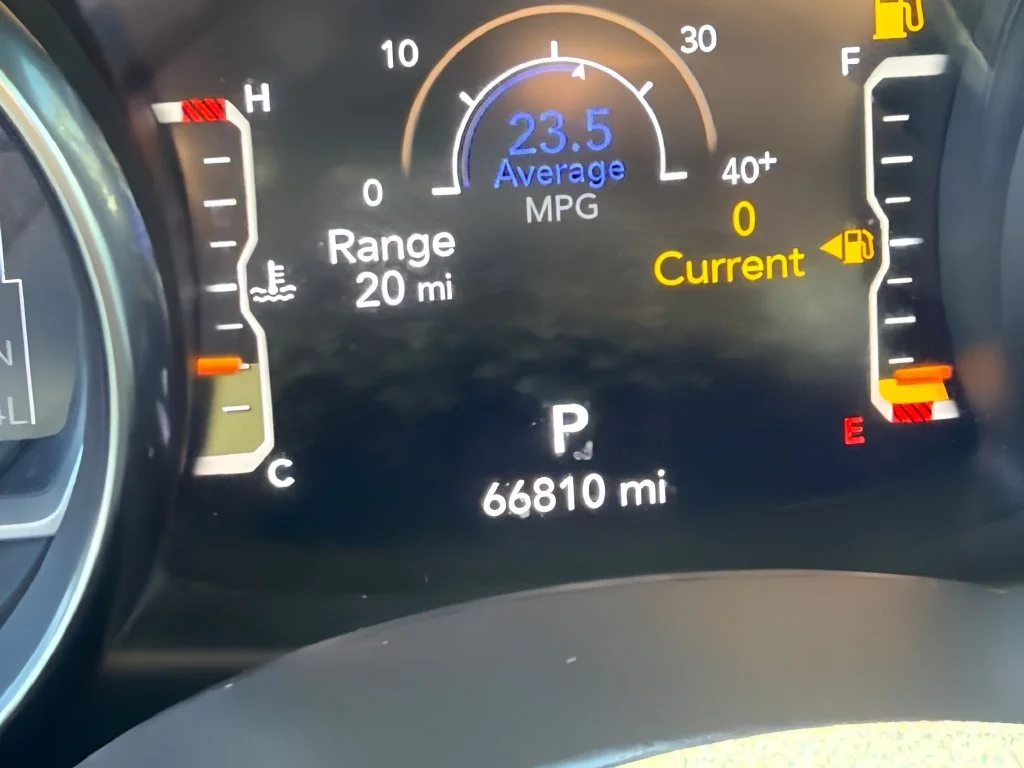 Used 2020 Sarge Green Clearcoat Jeep Unlimited Sport image 19