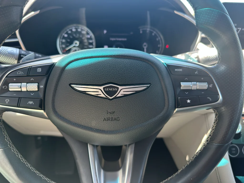 Used 2025  Genesis 2.5T image 15