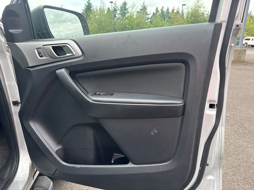 Used 2019 Ingot Silver Metallic Ford XLT image 22