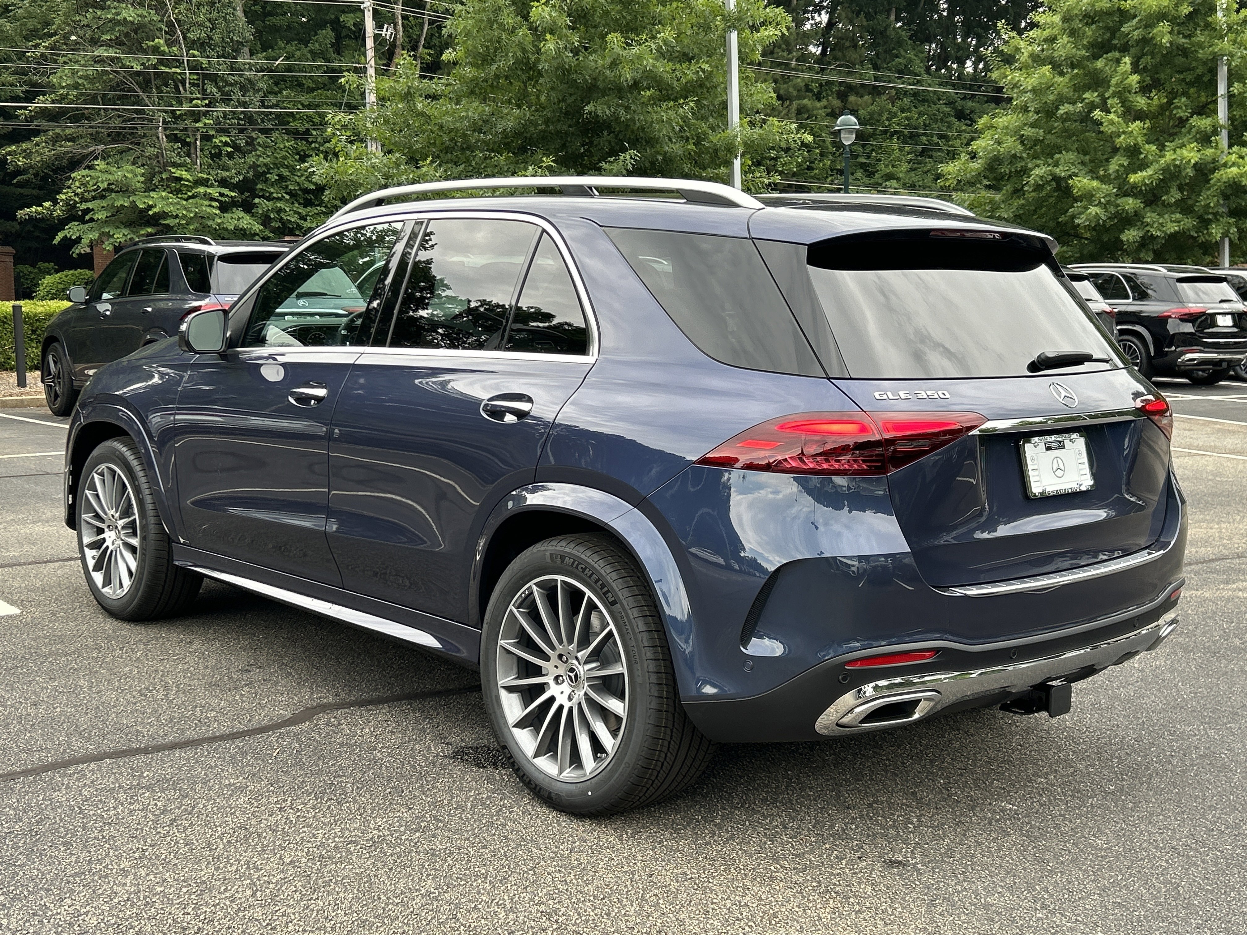 New 2026 Twilight Blue Metallic Mercedes-Benz GLE 350 SUV image 11