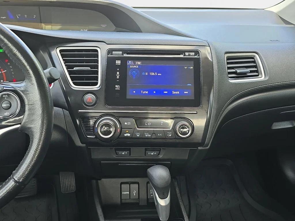 Used 2014  Honda EX-L image 22