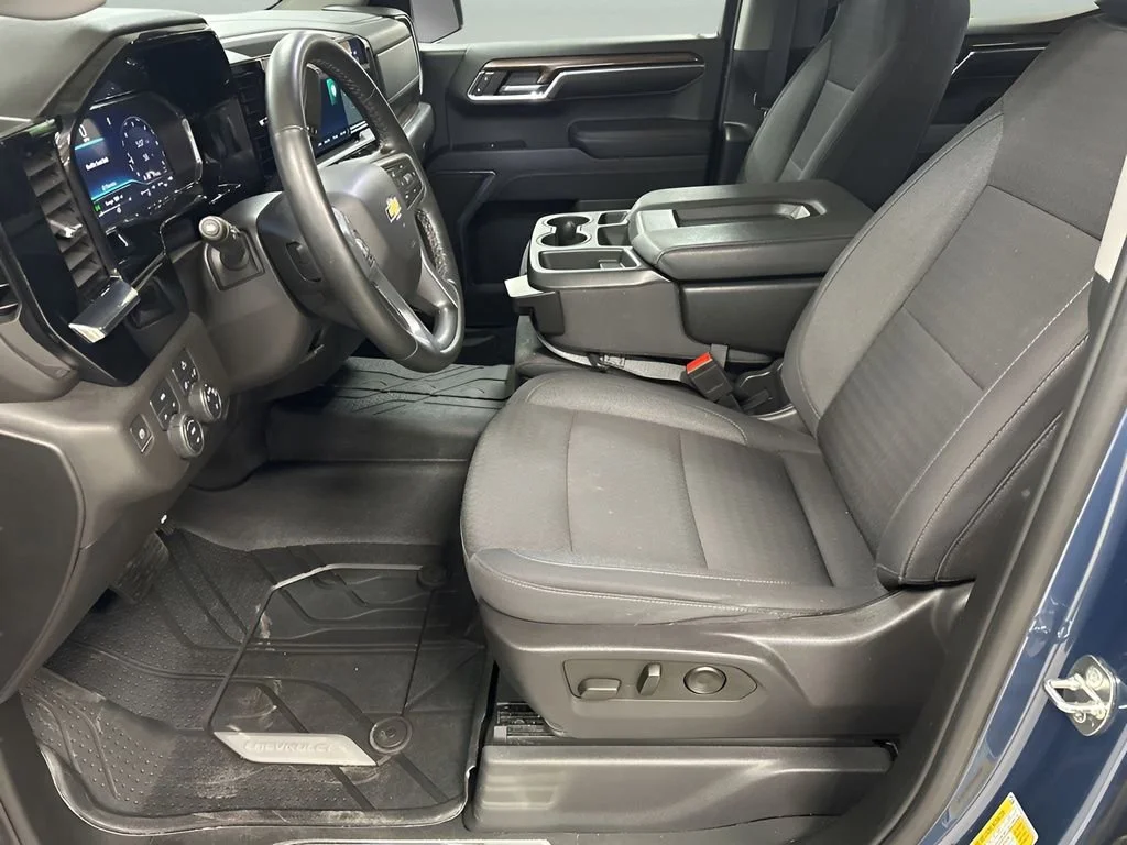 2024 Chevrolet Silverado 1500 LT - Photo 24
