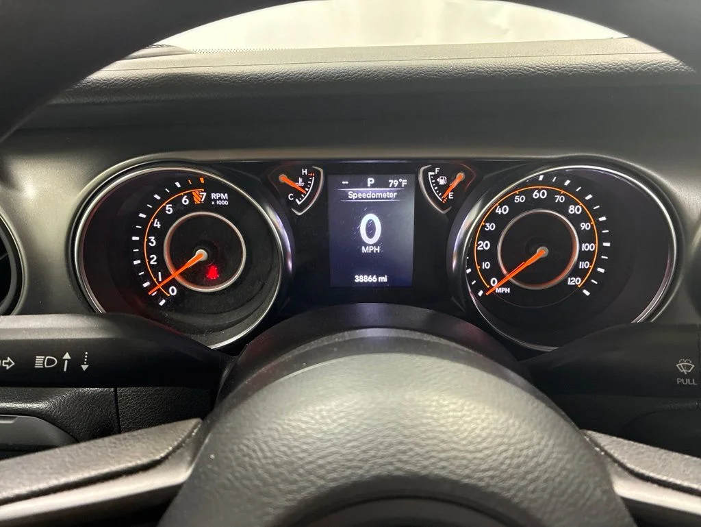 Used 2023 White Jeep Sport image 16