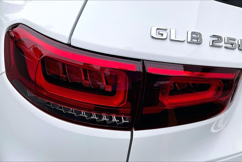 Certified Used 2023 White Mercedes-Benz GLB 250 image 32