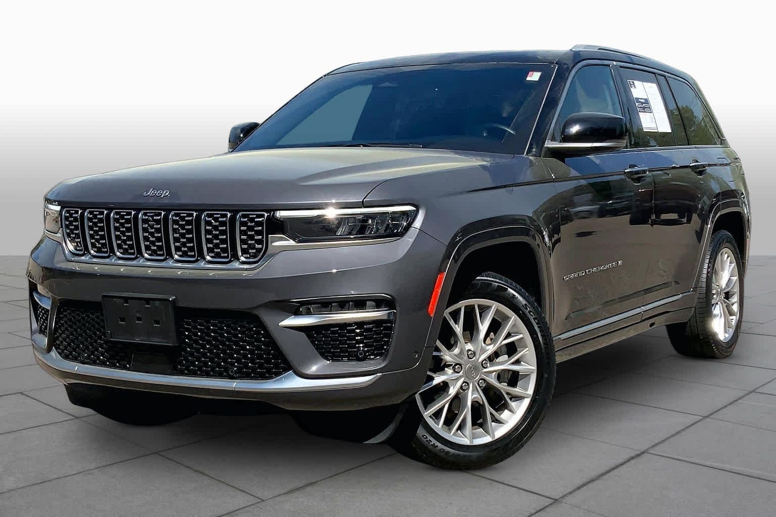 2023 Jeep Grand Cherokee Summit