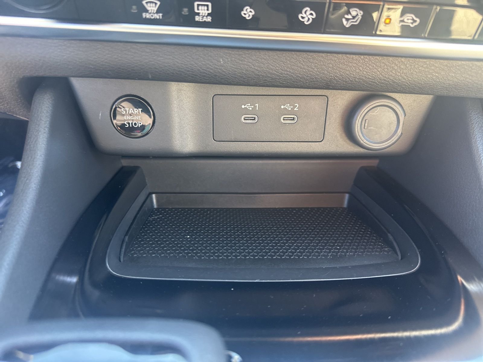 2025 Nissan Rogue SV - Photo 25