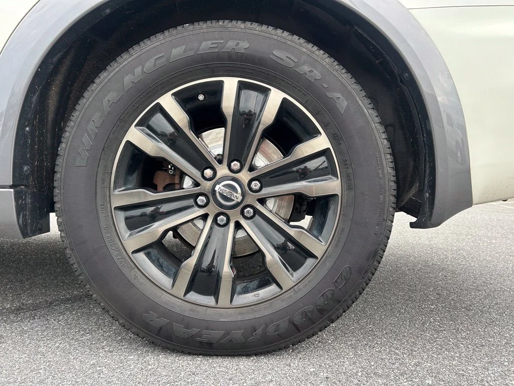 Certified Used 2017 White Nissan Platinum image 34