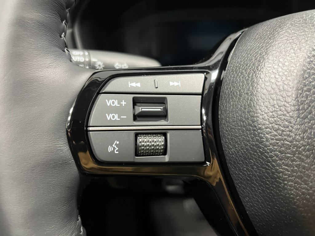 New 2026 Crystal Black Pearl Honda Touring image 18
