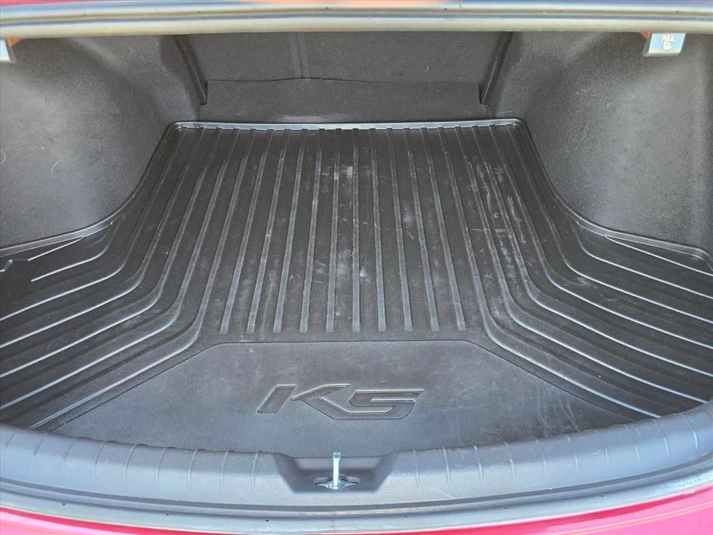 Used 2023 Red Kia GT-Line image 26