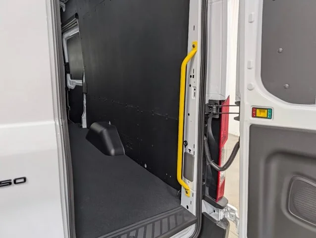 New 2026 Oxford White Ford Cargo Van image 42