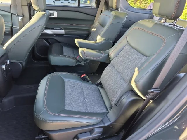 Used 2022 Green Ford Timberline image 29