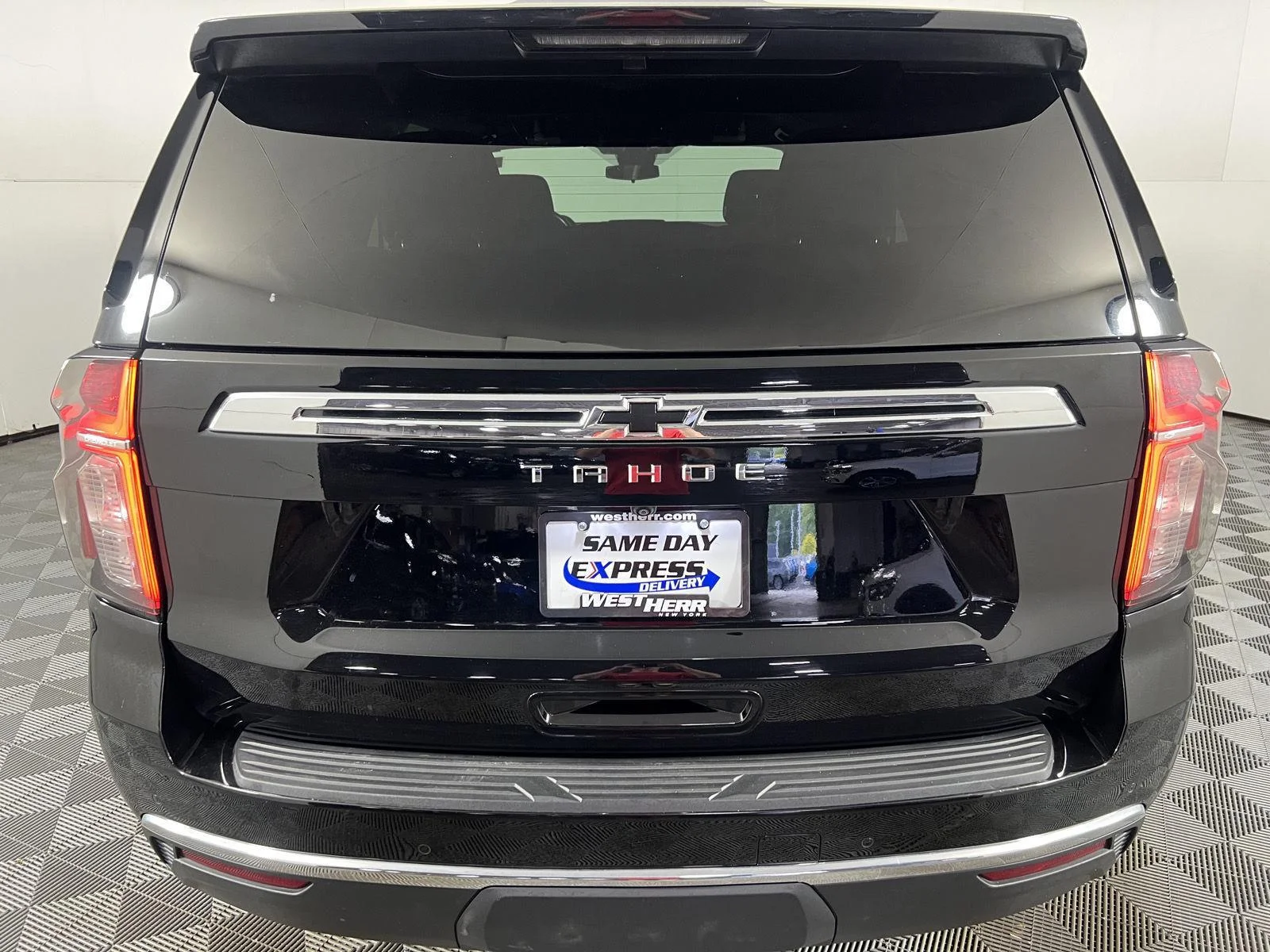 Used 2023 Black Chevrolet LS image 10