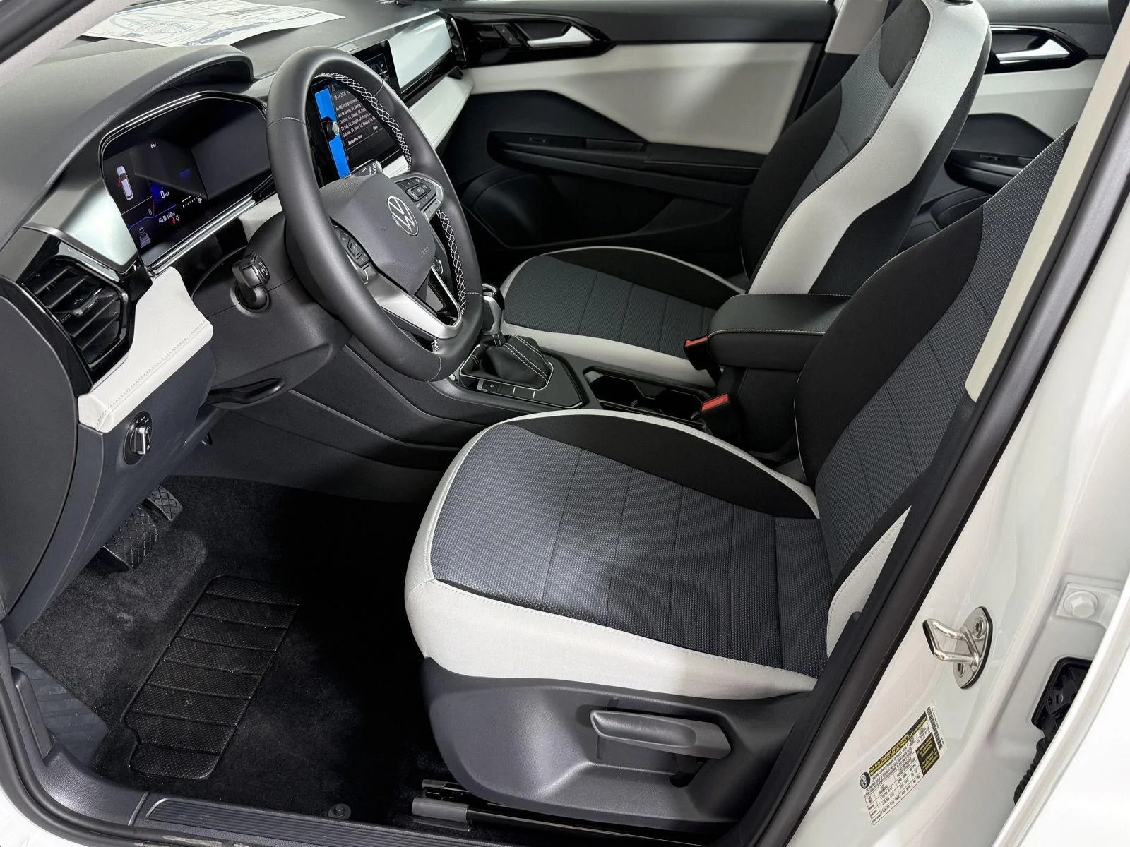 New 2027 Pure White Volkswagen S image 9