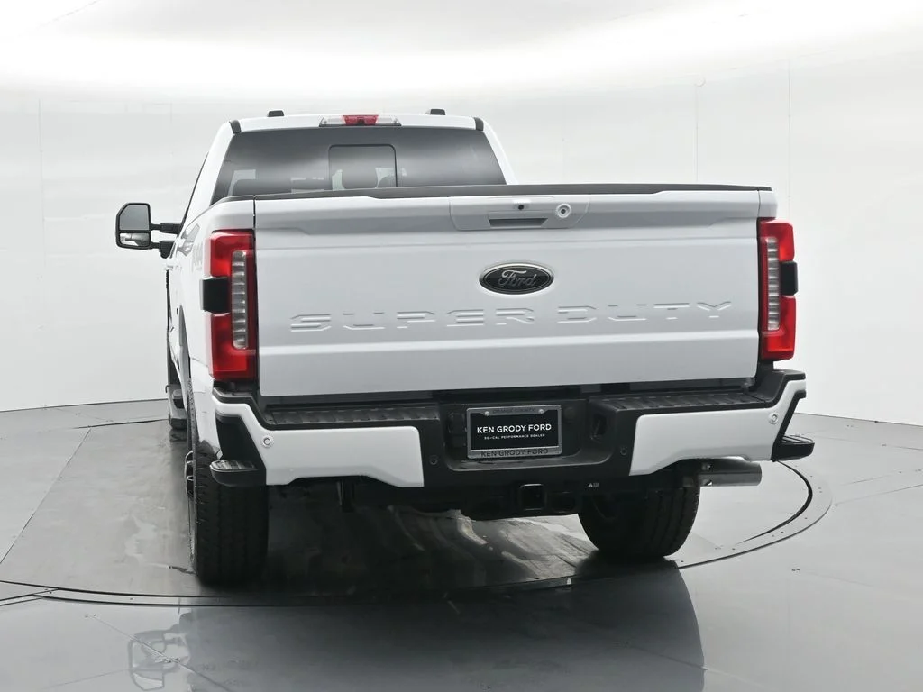 New 2026 Oxford White Ford Lariat image 8
