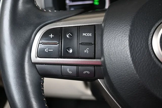 Certified Used 2023 EMINENT WHITE PEARL Lexus 460 image 28