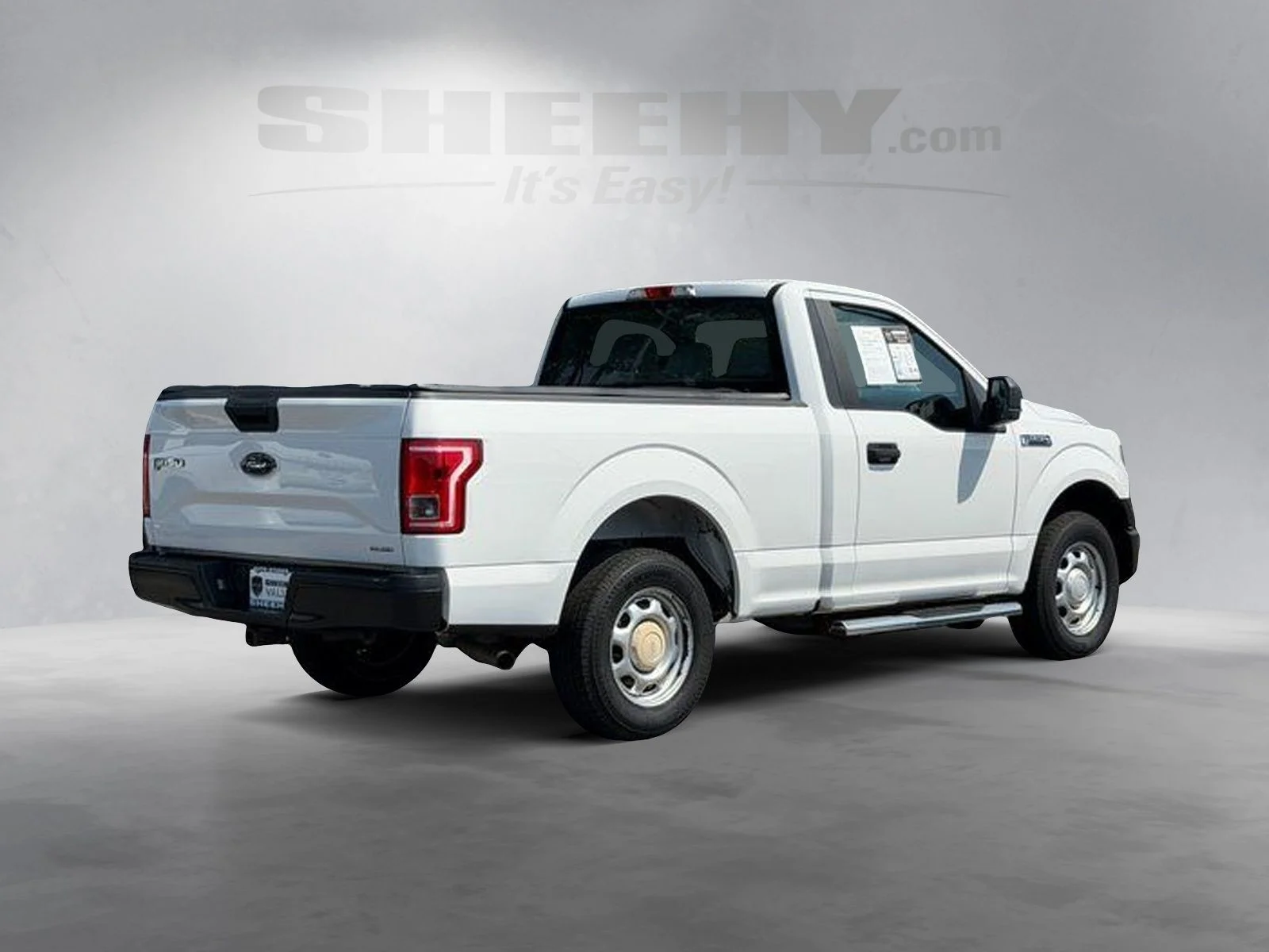 Used 2016 White Ford XL image 11