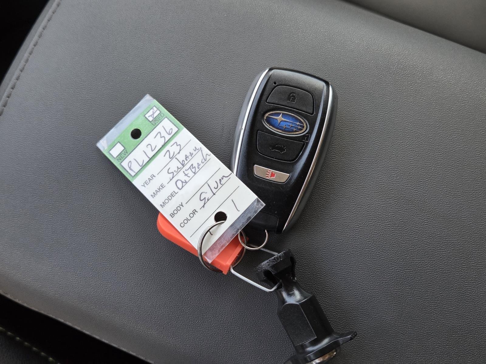Used 2023 Ice Silver Metallic Subaru Onyx Edition image 40