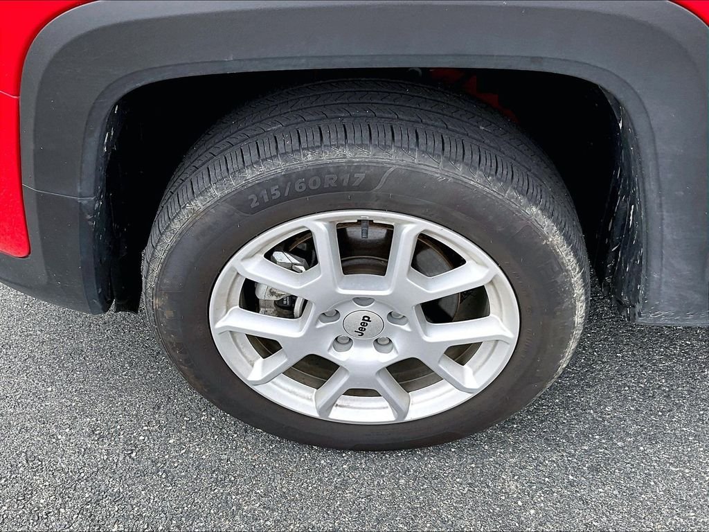 Used 2023 Colorado Red Clearcoat Jeep Latitude image 7