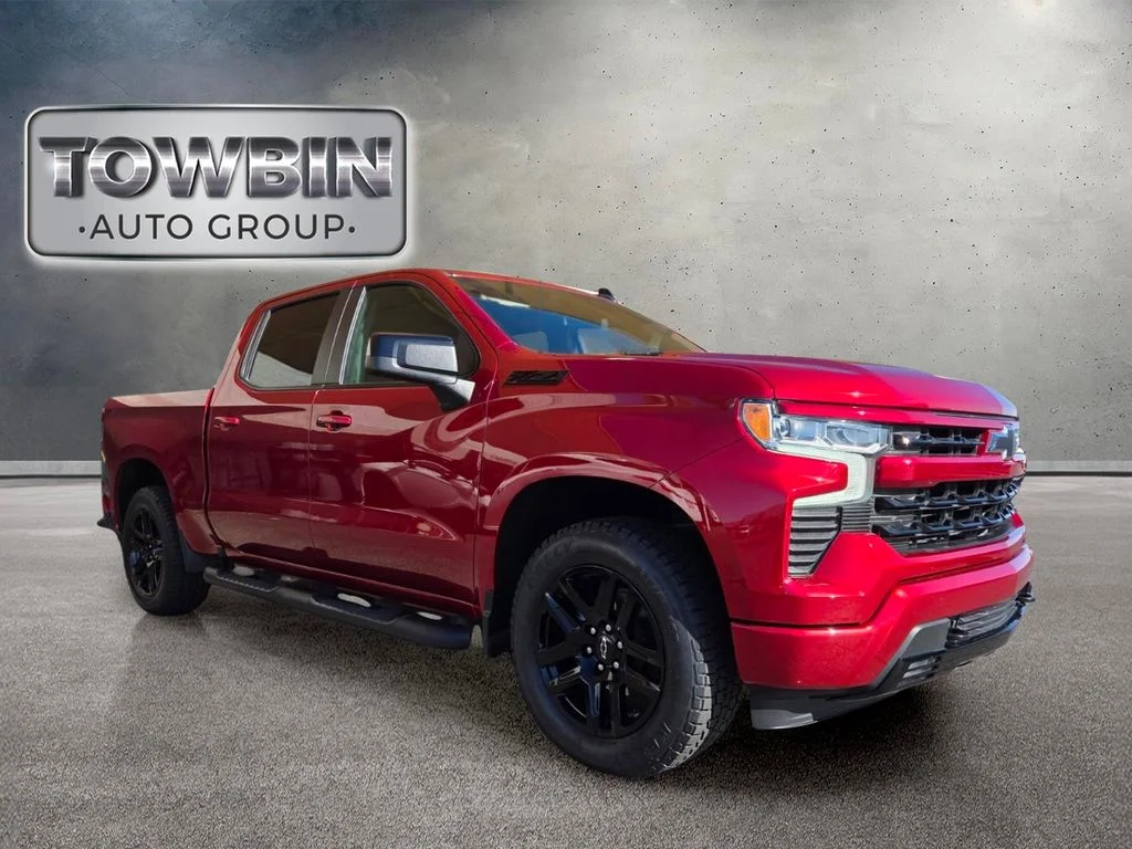 Used 2024 Red Chevrolet RST image 2