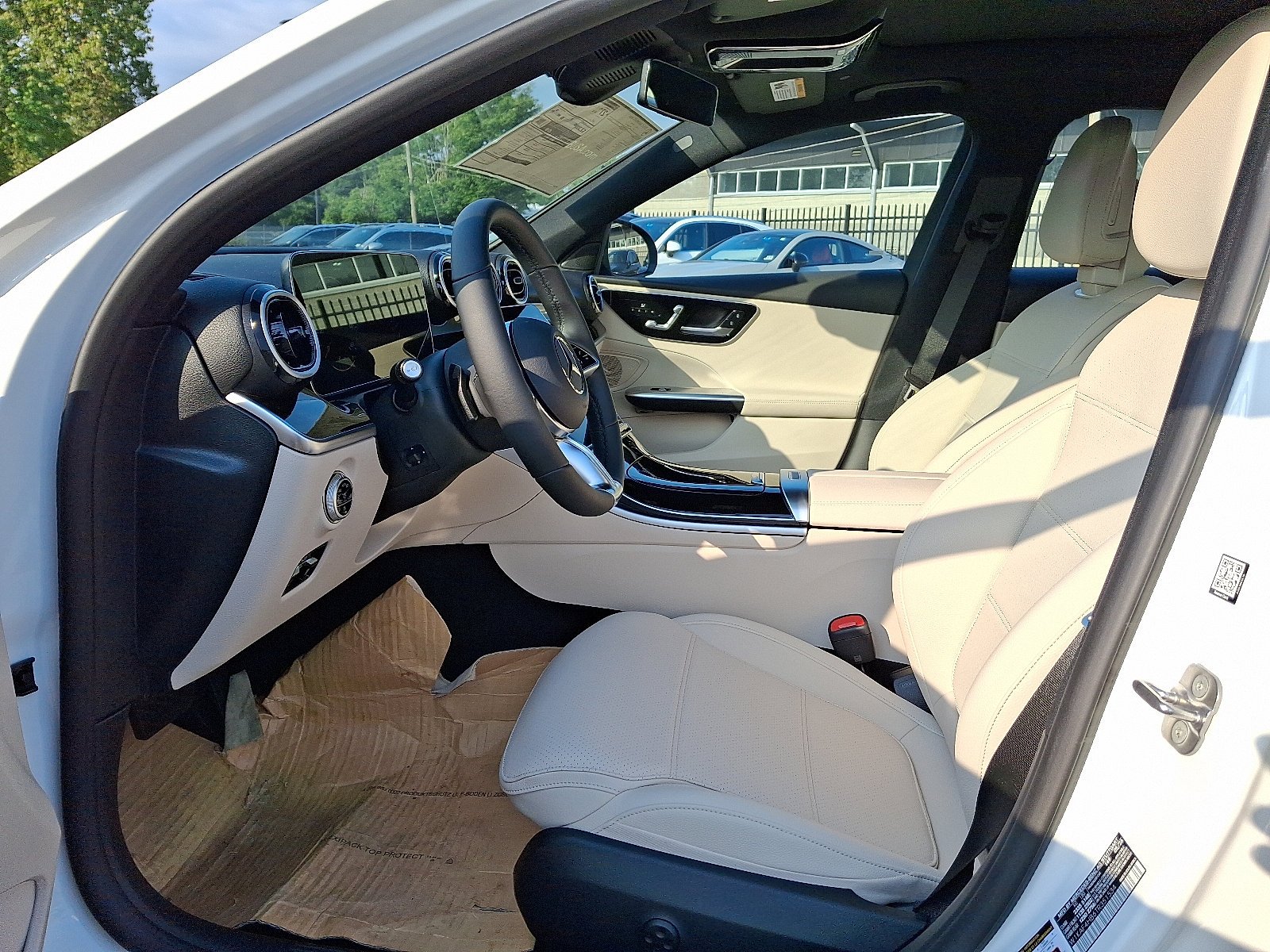 2026 Mercedes-Benz C-Class Sedan C 300 - Photo 23