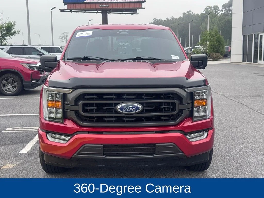 Used 2023 Hot Pepper Red Metallic Tinted Clearcoat Ford XLT image 2
