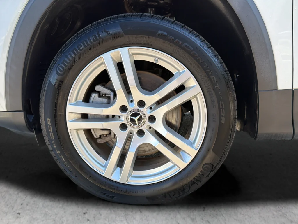 Used 2022  Mercedes-Benz GLB 250 image 36