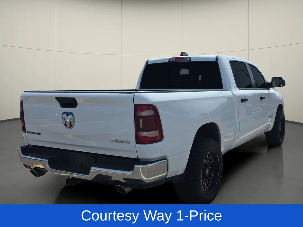 Used 2023 White Ram Big Horn/Lone Star image 9