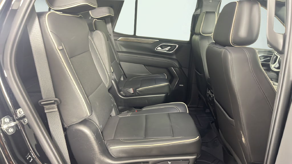 Used 2022 Black Chevrolet Premier image 15