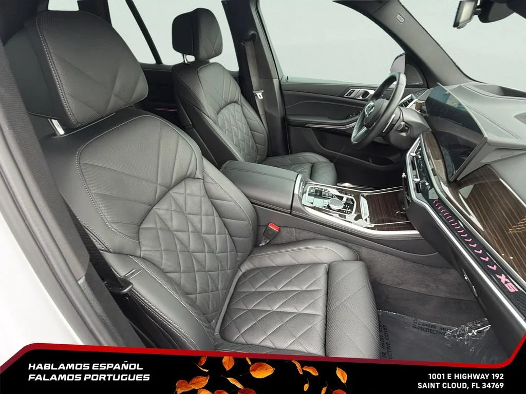 Used 2024  BMW xDrive40i image 38