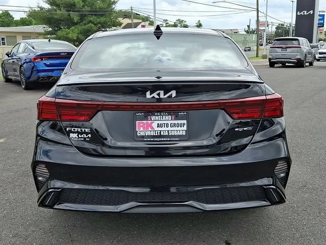 Used 2024 Black Kia GT-Line image 6