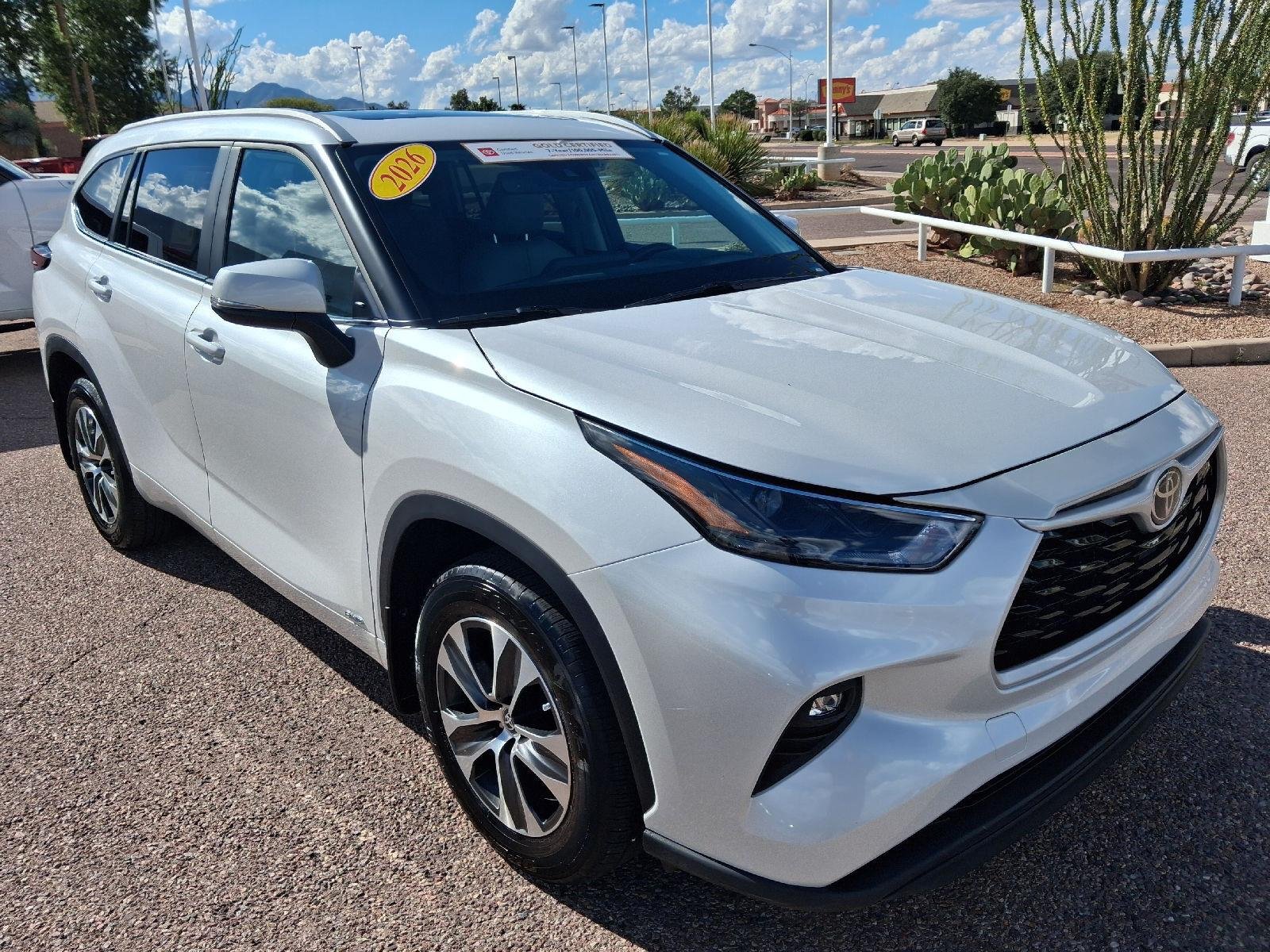 Certified Used 2026 Wind Chill Pearl Toyota XLE image 9