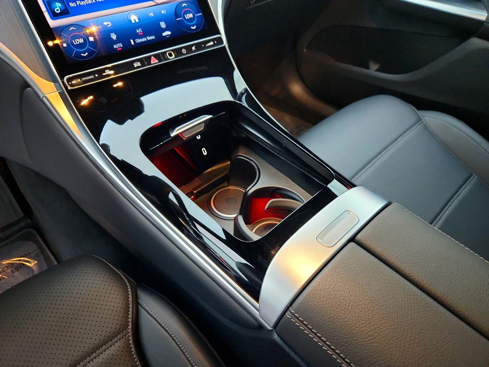 Certified Used 2025 Black Mercedes-Benz GLC 300 image 25