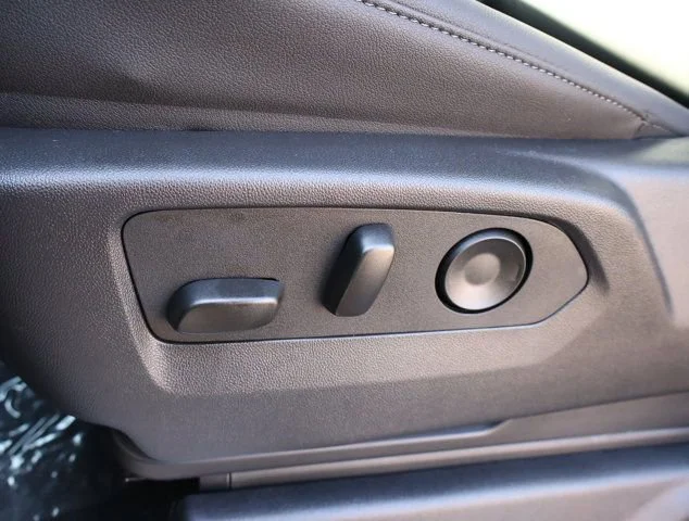 2026 Chevrolet Silverado 1500 LTZ - Photo 11