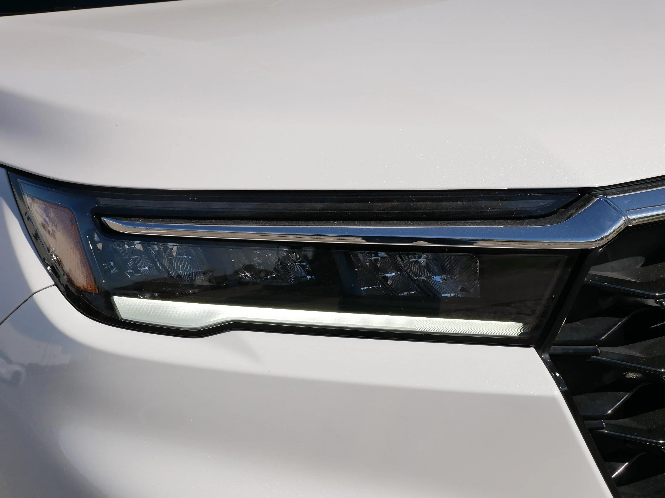 2025 Honda Pilot Touring - Photo 16