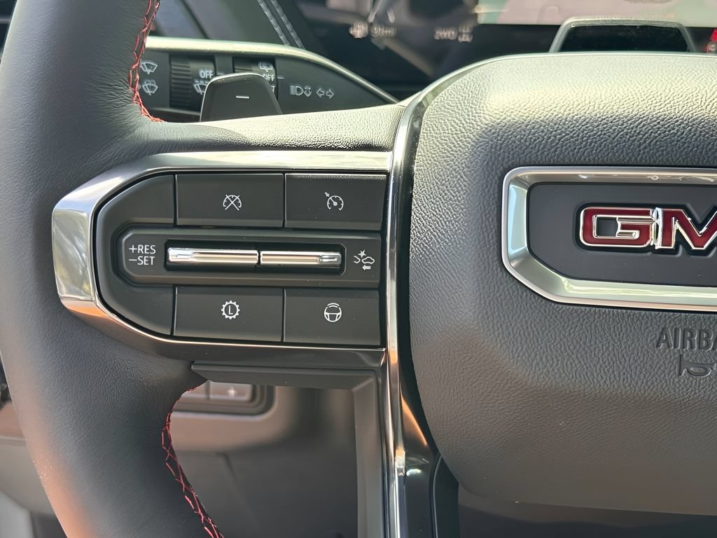 2026 GMC Yukon AT4 Ultimate - Photo 13