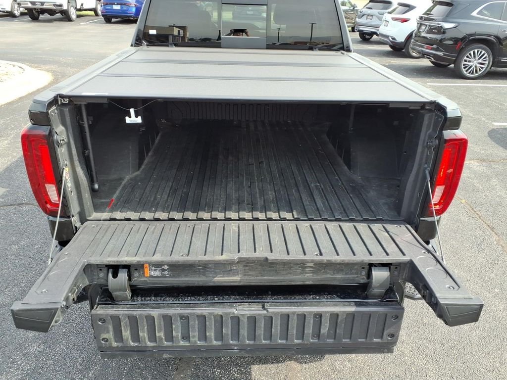 Used 2024 Onyx Black GMC Denali image 11
