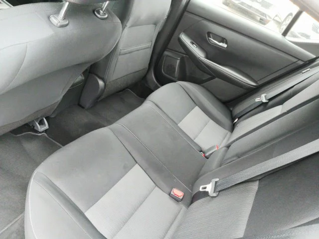 Used 2020 Silver Nissan SV image 30