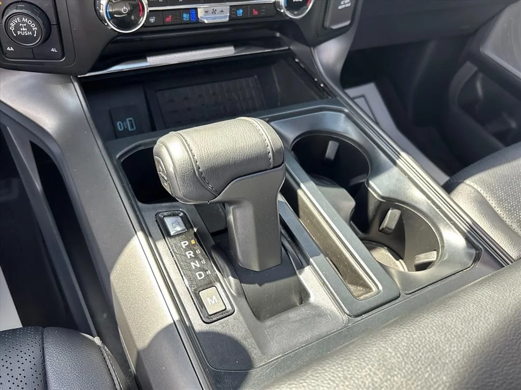 Used 2024 Gray Ford Lariat image 37