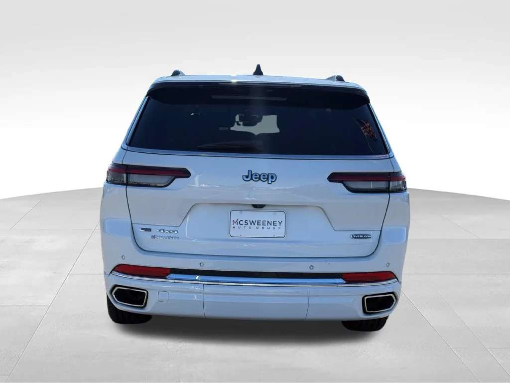 Used 2023 White Jeep Overland image 28