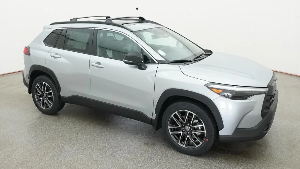 New 2026 Sonic Silver Toyota XLE image 16