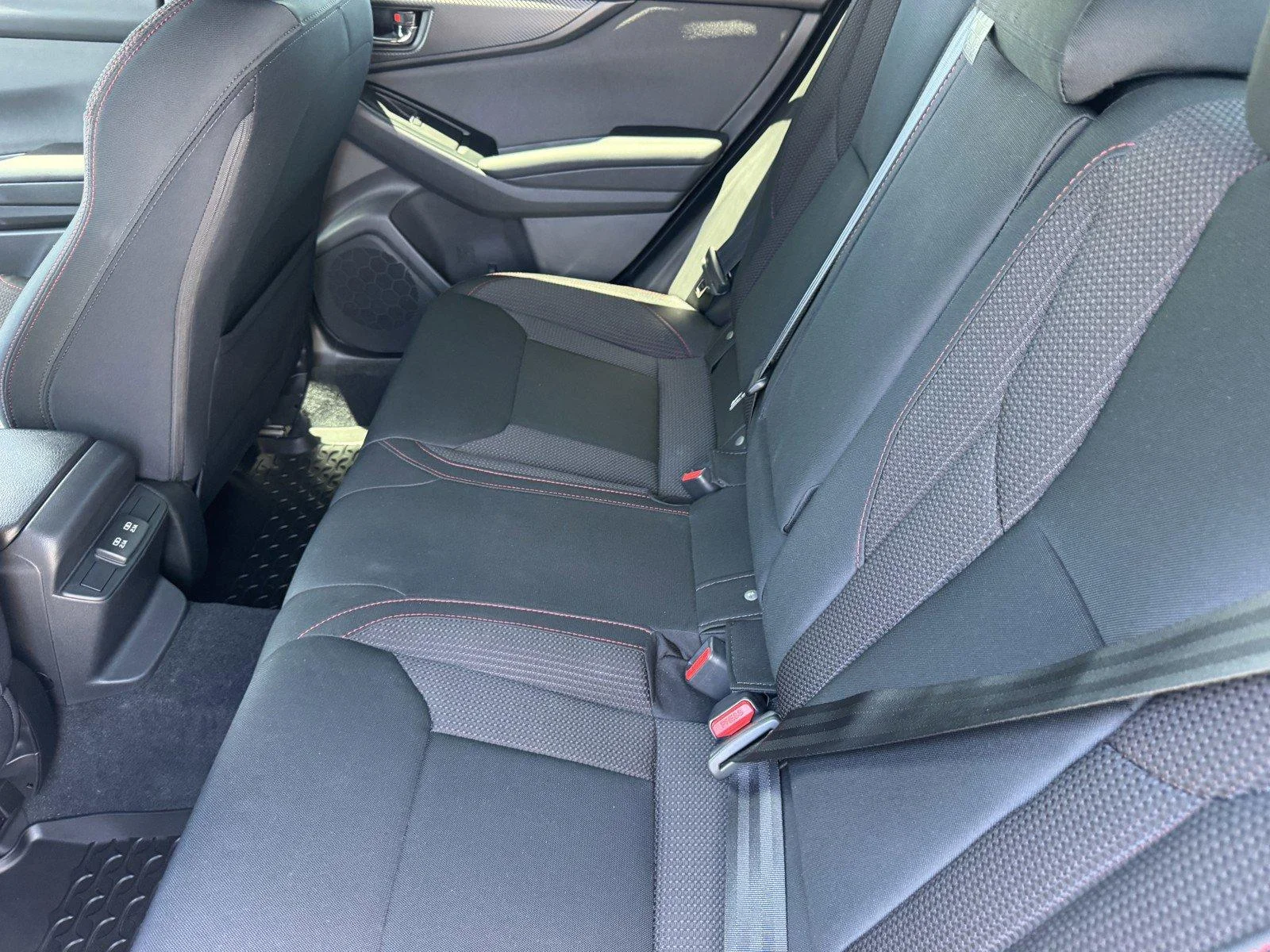 Used 2023 Ice Silver Metall Subaru Premium image 12