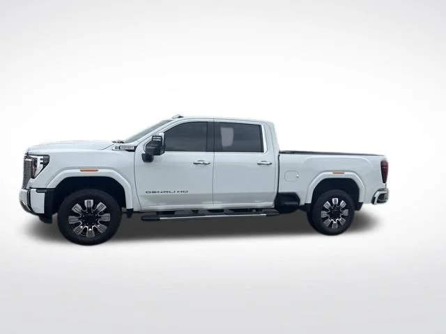Used 2024 White GMC Denali image 2