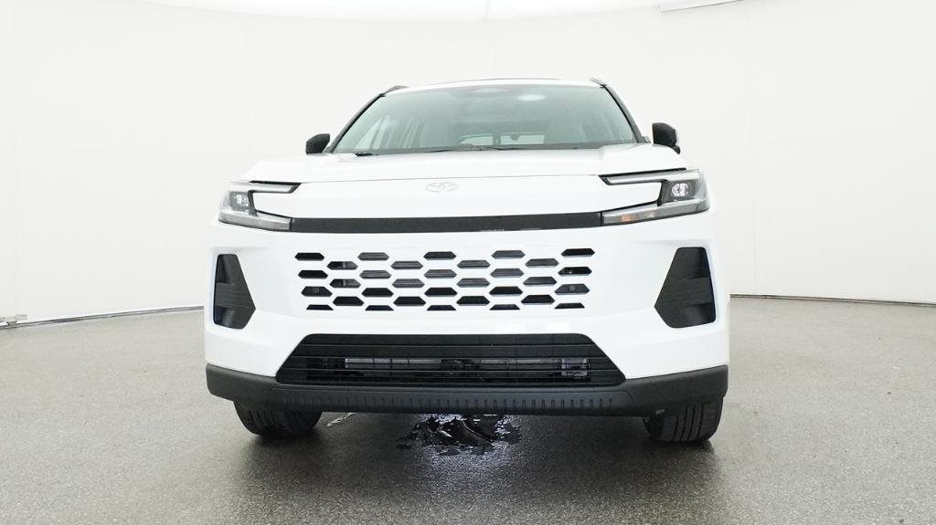 New 2026 Ice Cap Toyota XLE Premium image 4